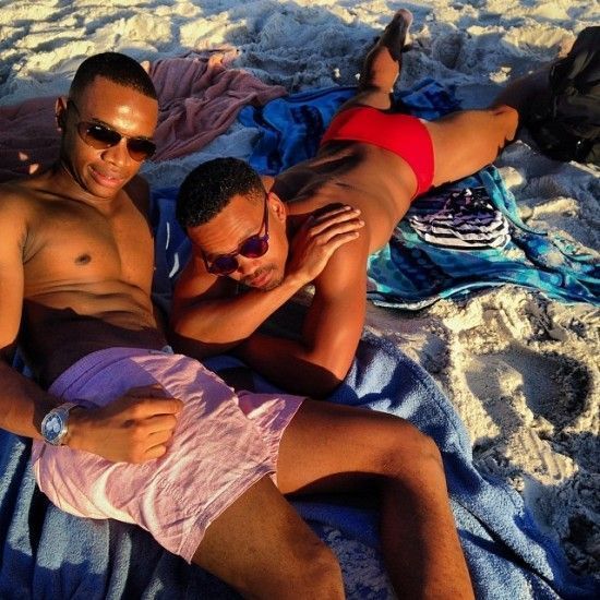 1170374_591385004266039_590825024_n-550x550