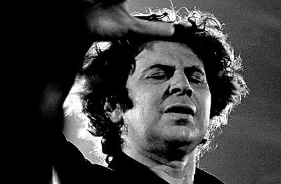 421px_Mikis_Theodorakis_Fabrik_070004_Tribute_to_Greek_composer_Mikis_Theodorakis_coming_to_Adelaide_608930113