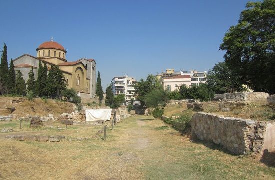 800px_Athens___Ancient_road_to_Academy_1_131203121