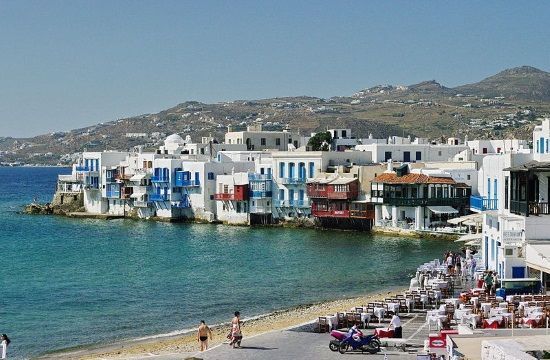 800px_GR_mykonos_little_venice_2_CNN_Colorful_Greek_street_on_Mykonos_island_among_the_most_beautiful_in_the_world_413772969