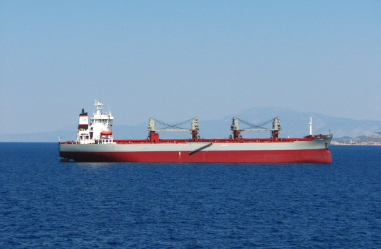 800px_Greek_tanker_ship_407886615