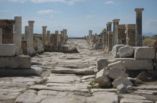 800px_Laodicea__2__451108819