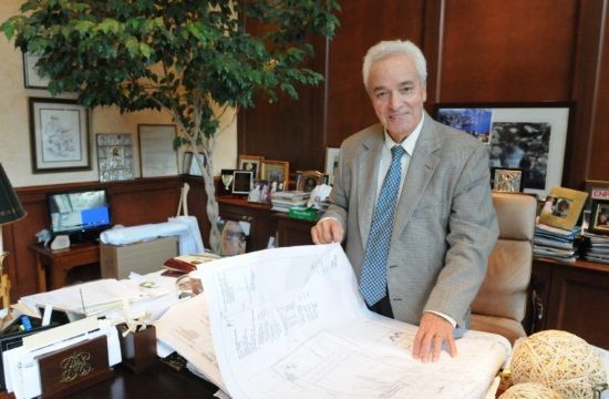 ANGELIADIS_MIKE_1_760x505_343782059