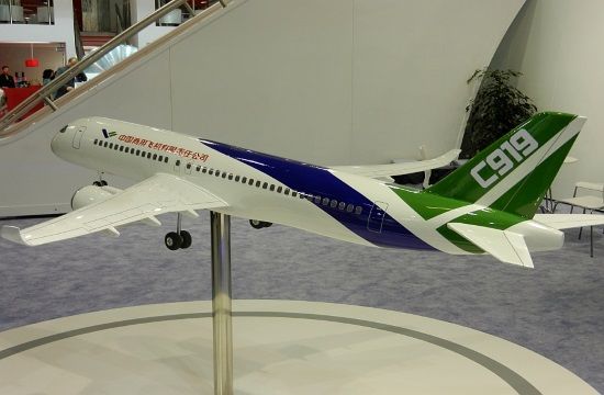 Comac_C_919_Model_in_2011_723311815