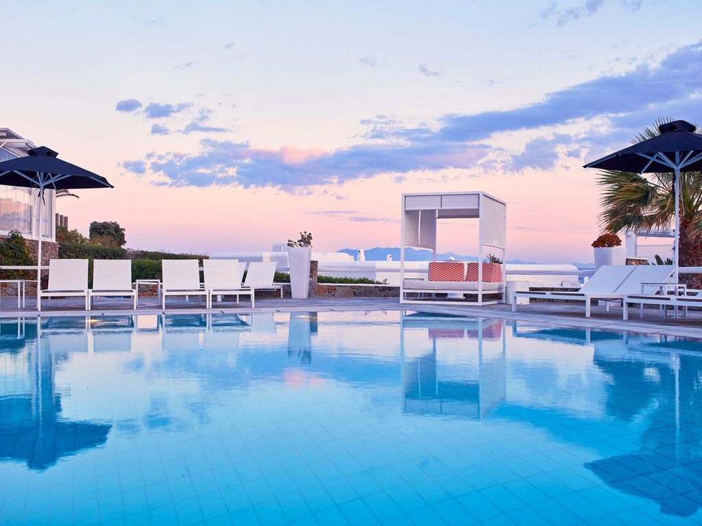 Pool2-ArchipelagosHotel-MykonosGreece-CRHotel.jpg