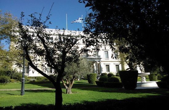 Presidential_Mansion_in_Athens-Hellenic-Republic-President-This-Christmas-science-offered-us-the-best-gift