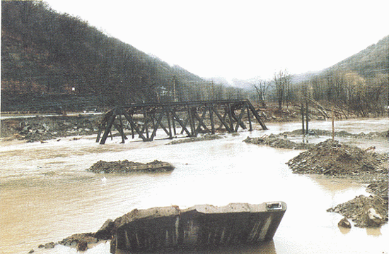 WV_flood_of_1985_487193231
