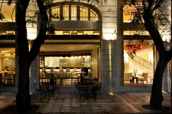 Exterior View (138070536)