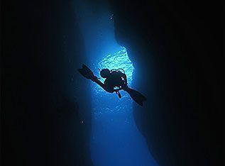 Leaving Inland Sea on way to Blue Hole, Gozo