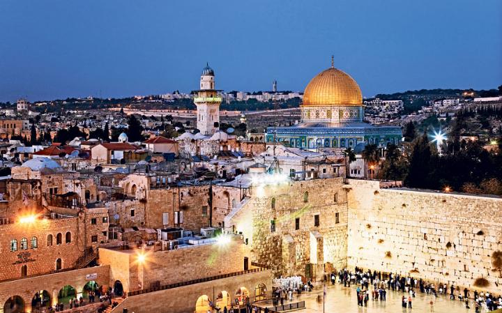 The main draw of Holy Land is the plethora of famous landmarks that dot Israel, Palestine and Jordan