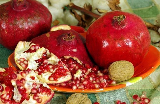 pomegranates_2766803_960_720_Pomegranate_The_golden_Greek_elixir_the_world_can_t_get_enough_of_986764596