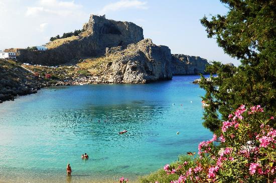 St. Paul's Bay (32196701)