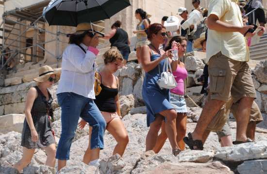 touristes_akropoli2_137458590_655792283