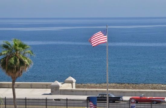 american_205699141_302976402