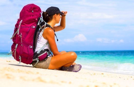 woman_traveller_396450172_928769571